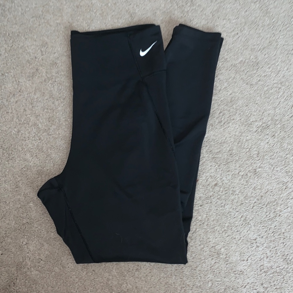 Nike size M Dri-Fit leggings